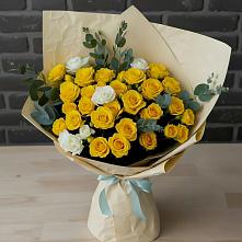 Букет цветов из:  Розы в Сенном