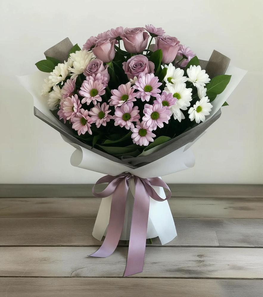 Букет цветов из: Хризантемы и Розы в Сенном