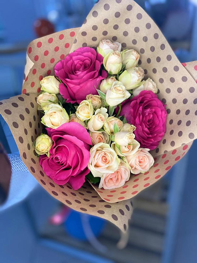 Букет цветов из: Розы в Сенном