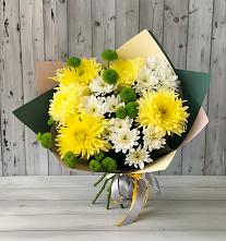 Букет цветов из:  Хризантемы #REPLACE_PRED# Сенном