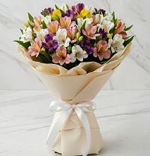 Букет цветов из:  Альстромерии в Сенном