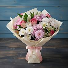 Букет цветов из:  Хризантемы, Альстромерии и Розы в Сенном