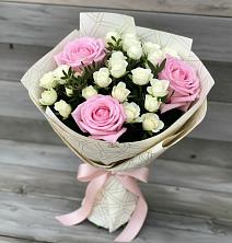 Букет цветов из:  Розы в Сенном