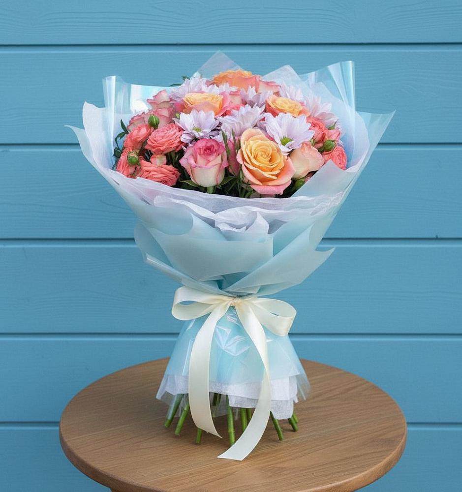 Букет цветов из: Хризантемы и Розы в Сенном