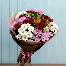 Букет цветов из:  Розы, Хризантемы и Альстромерии в Сенном
