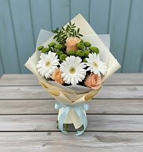 Букет цветов из:  Герберы, Розы и Хризантемы #REPLACE_PRED# Сенном