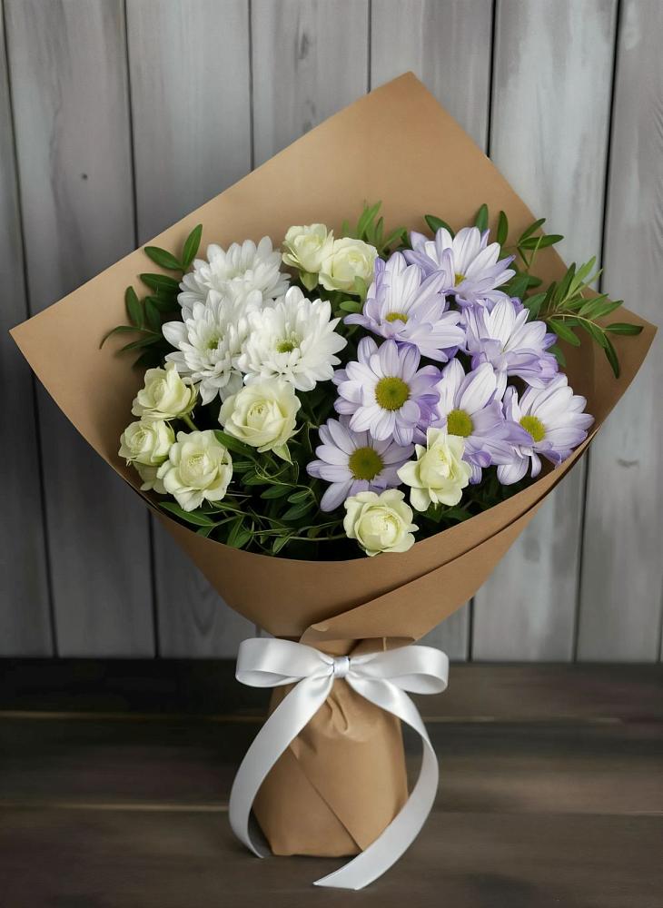 Букет цветов из: Хризантемы и Розы в Сенном